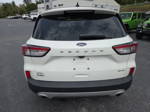 More photos of 2022 Ford Escape SEL at Outten Chrysler Dodge Jeep RAM of Hamburg, PA