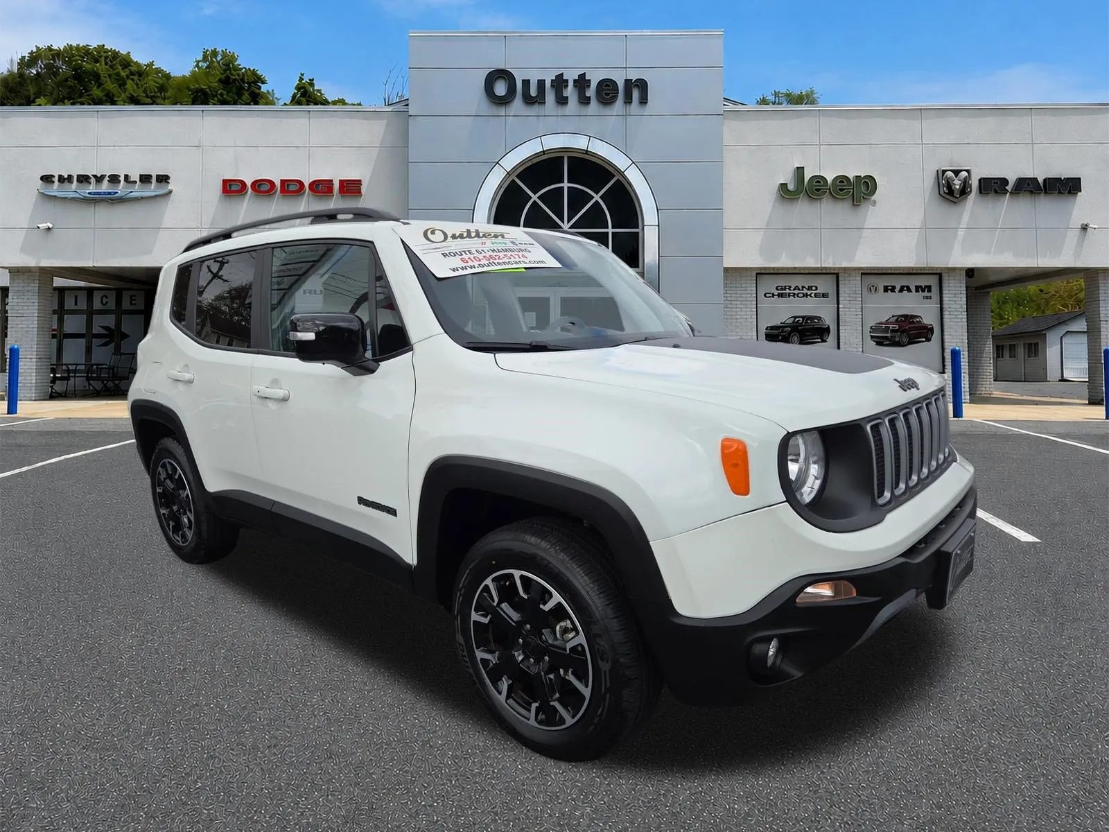 White 2023 Jeep Renegade (RED) Edition for sale in Hamburg, PA
