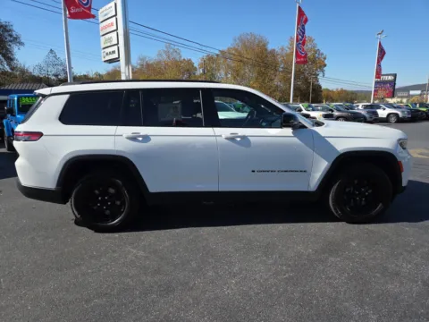 Photos of 2024 Jeep Grand Cherokee L Altitude for sale in Hamburg, PA at Outten Chrysler Dodge Jeep RAM of Hamburg