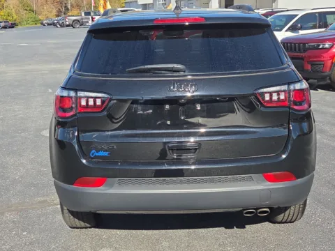 More photos of 2022 Jeep Compass Altitude at Outten Chrysler Dodge Jeep RAM of Hamburg, PA