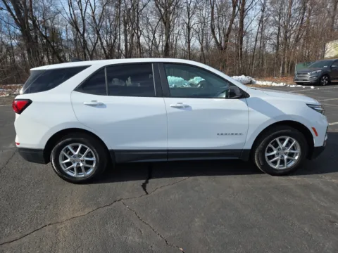 Photos of 2023 Chevrolet Equinox LS for sale in Hamburg, PA at Outten Chevrolet of Hamburg