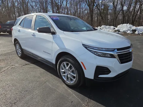 White 2023 Chevrolet Equinox LS for sale in Hamburg, PA