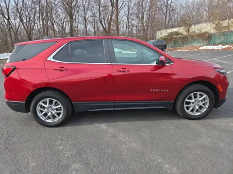 Photos of 2024 Chevrolet Equinox LT for sale in Hamburg, PA at Outten Chevrolet of Hamburg