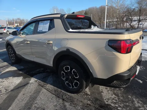 More photos of 2022 Hyundai Santa Cruz SEL Premium at Outten Chevrolet of Hamburg, PA