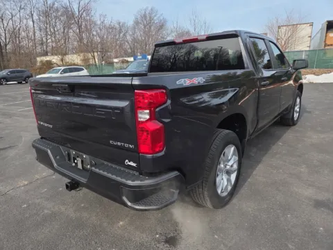 Another view of 2022 Chevrolet Silverado 1500 Custom for sale in Hamburg, PA at Outten Chevrolet of Hamburg