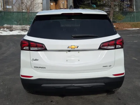 More photos of 2024 Chevrolet Equinox LT at Outten Chevrolet of Hamburg, PA