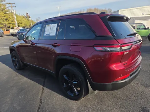 More photos of 2023 Jeep Grand Cherokee Altitude X at Outten Chevrolet of Hamburg, PA