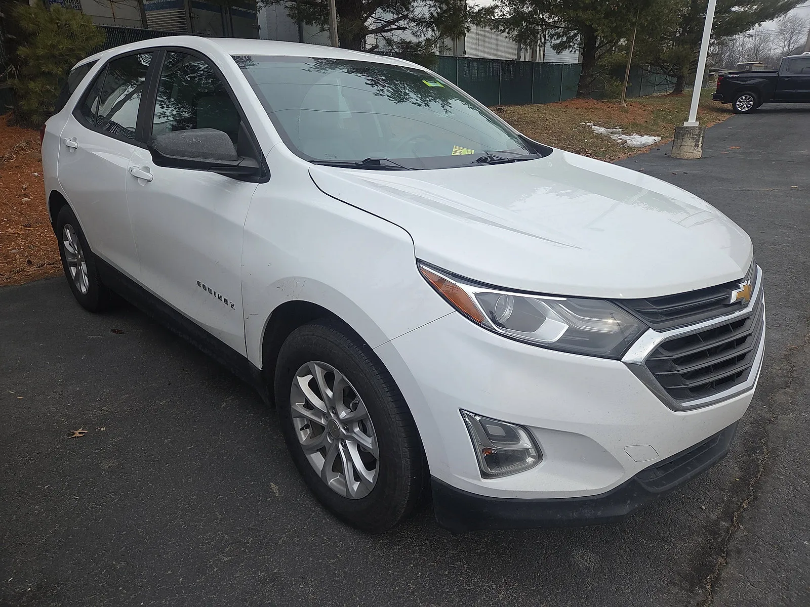 2020 Chevrolet Equinox LS's photo