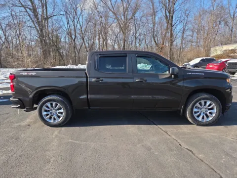 Photos of 2021 Chevrolet Silverado 1500 Custom for sale in Hamburg, PA at Outten Chevrolet of Hamburg