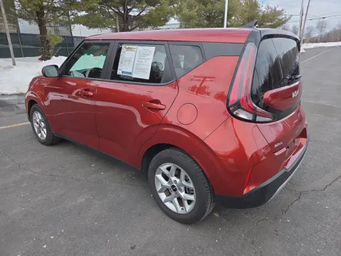 More photos of 2023 Kia Soul LX at Outten Chevrolet of Hamburg, PA