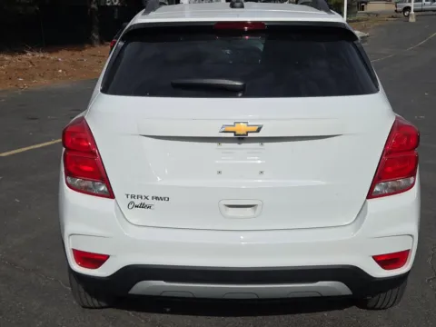 More photos of 2022 Chevrolet Trax LT at Outten Chevrolet of Hamburg, PA