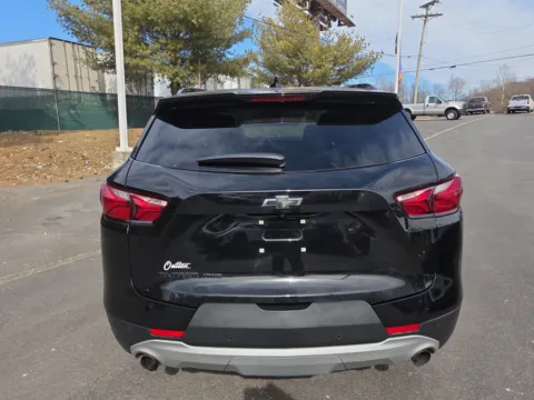 More photos of 2021 Chevrolet Blazer LT at Outten Chevrolet of Hamburg, PA