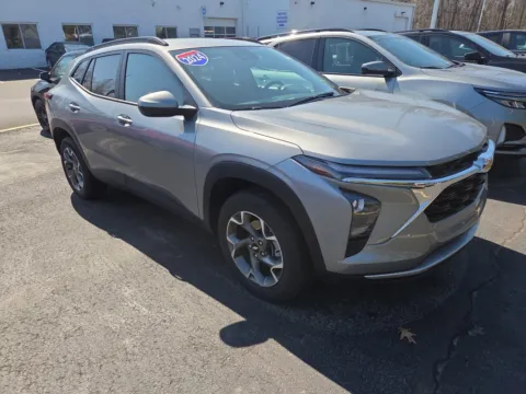 Gray 2024 Chevrolet Trax LT for sale in Hamburg, PA