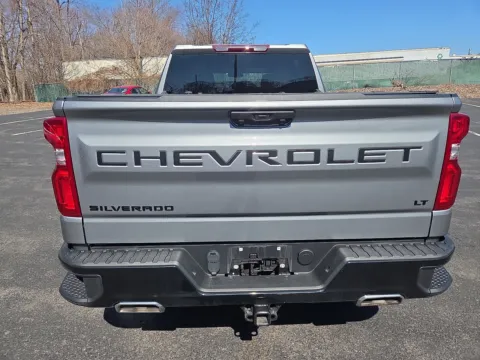 More photos of 2023 Chevrolet Silverado 1500 LT Trail Boss at Outten Chevrolet of Hamburg, PA