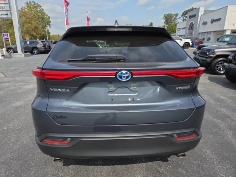 More photos of 2022 Toyota Venza at Outten Chevrolet of Hamburg, PA