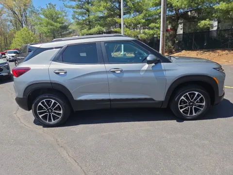 Photos of 2024 Chevrolet Trailblazer LT for sale in Hamburg, PA at Outten Chevrolet of Hamburg