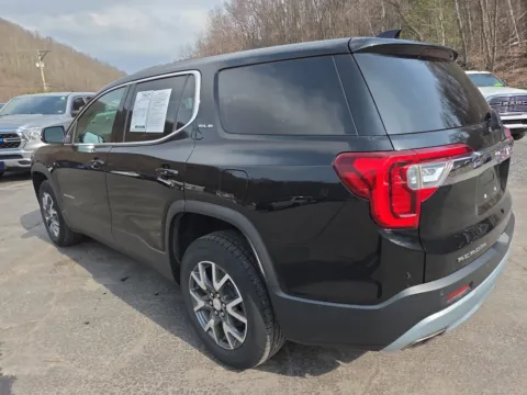 More photos of 2021 GMC Acadia SLE at Outten Chevrolet of Hamburg, PA