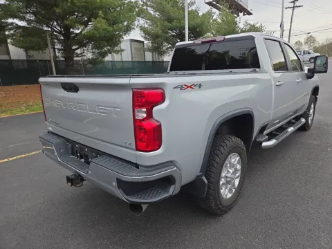 Another view of 2020 Chevrolet Silverado 3500HD LT for sale in Hamburg, PA at Outten Chevrolet of Hamburg