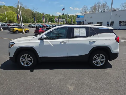 More photos of 2020 GMC Terrain SLE at Outten Chevrolet of Hamburg, PA