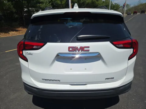 Another view of 2020 GMC Terrain SLE for sale in Hamburg, PA at Outten Chevrolet of Hamburg