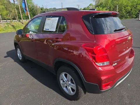 More photos of 2022 Chevrolet Trax LT at Outten Chevrolet of Hamburg, PA