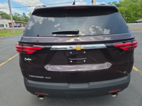 More photos of 2023 Chevrolet Traverse LT Cloth at Outten Chevrolet of Hamburg, PA