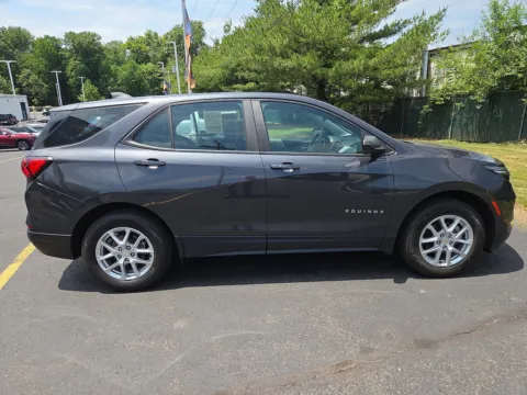 Photos of 2022 Chevrolet Equinox LS for sale in Hamburg, PA at Outten Chevrolet of Hamburg