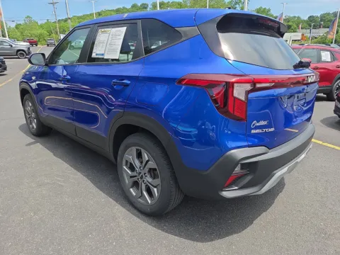 More photos of 2024 Kia Seltos LX at Outten Chevrolet of Hamburg, PA