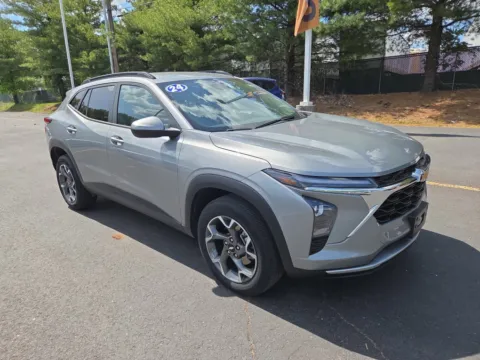 Gray 2024 Chevrolet Trax LT for sale in Hamburg, PA