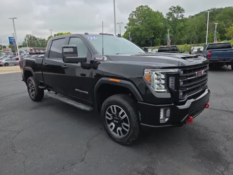 Black 2022 GMC Sierra 2500HD AT4 for sale in Hamburg, PA