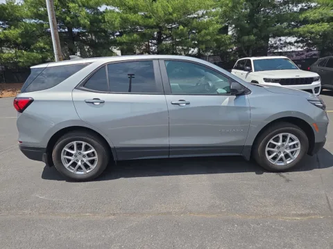 Photos of 2024 Chevrolet Equinox LS for sale in Hamburg, PA at Outten Chevrolet of Hamburg