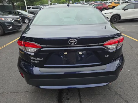More photos of 2022 Toyota Corolla LE at Outten Chevrolet of Hamburg, PA