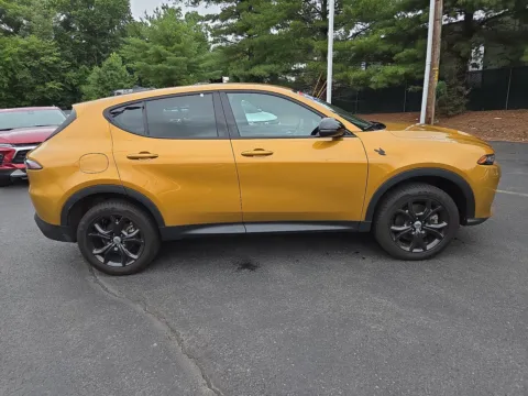 Photos of 2024 Dodge Hornet GT for sale in Hamburg, PA at Outten Chevrolet of Hamburg