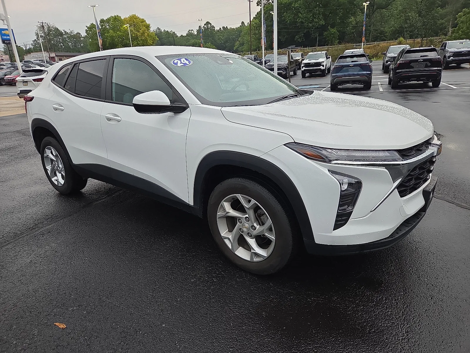 White 2024 Chevrolet Trax LS for sale in Hamburg, PA