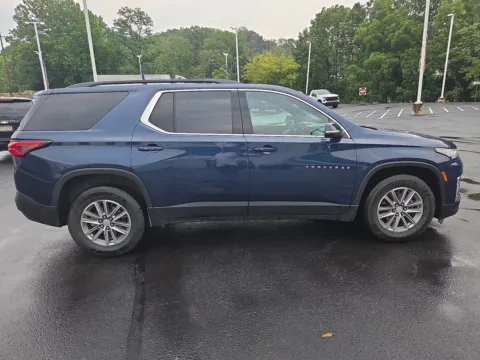 Photos of 2023 Chevrolet Traverse LT Cloth for sale in Hamburg, PA at Outten Chevrolet of Hamburg