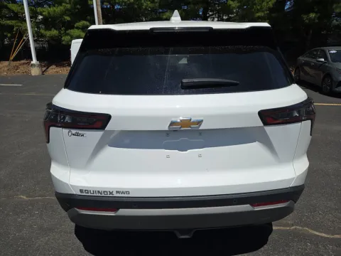 More photos of 2025 Chevrolet Equinox AWD LT at Outten Chevrolet of Hamburg, PA