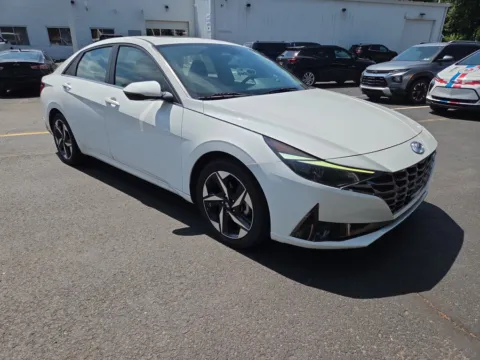 White 2022 Hyundai Elantra SEL for sale in Hamburg, PA