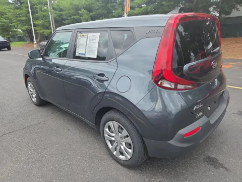 More photos of 2020 Kia Soul LX at Outten Chevrolet of Hamburg, PA