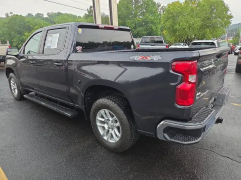 More photos of 2023 Chevrolet Silverado 1500 LT at Outten Chevrolet of Hamburg, PA