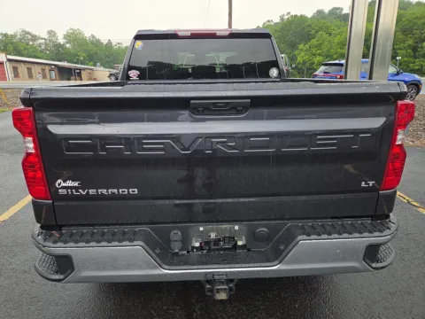 More photos of 2023 Chevrolet Silverado 1500 LT at Outten Chevrolet of Hamburg, PA