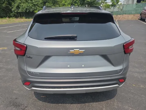 More photos of 2024 Chevrolet Trax LT at Outten Chevrolet of Hamburg, PA