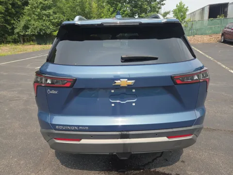 More photos of 2025 Chevrolet Equinox AWD LT at Outten Chevrolet of Hamburg, PA