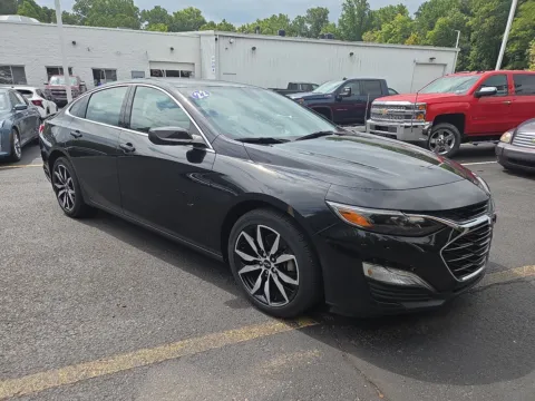Black 2022 Chevrolet Malibu RS for sale in Hamburg, PA