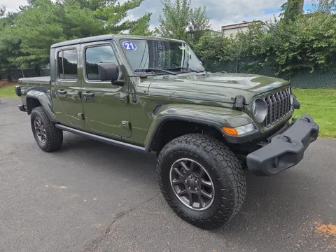 Green 2021 Jeep Gladiator Overland for sale in Hamburg, PA