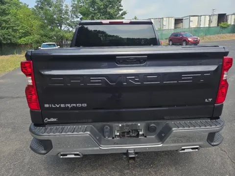 Another view of 2023 Chevrolet Silverado 1500 LT for sale in Hamburg, PA at Outten Chevrolet of Hamburg