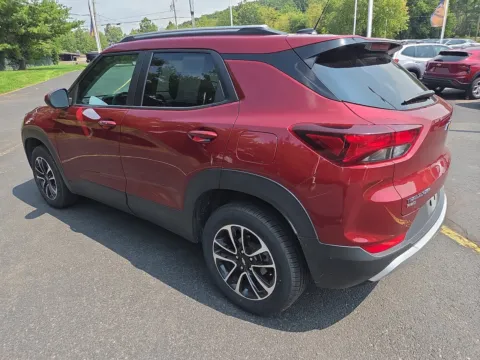 More photos of 2025 Chevrolet Trailblazer LT at Outten Chevrolet of Hamburg, PA