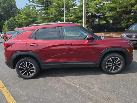 Photos of 2025 Chevrolet Trailblazer LT for sale in Hamburg, PA at Outten Chevrolet of Hamburg