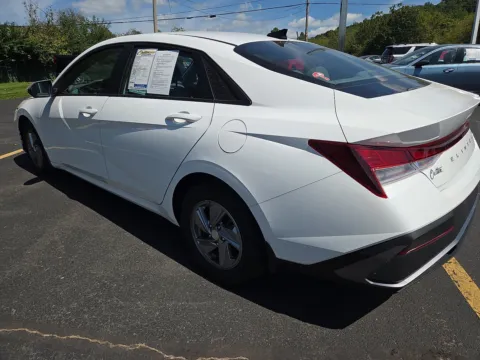More photos of 2024 Hyundai Elantra SE at Outten Chevrolet of Hamburg, PA