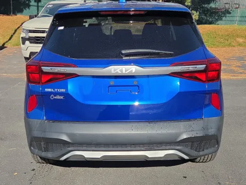 More photos of 2023 Kia Seltos LX at Outten Chevrolet of Hamburg, PA
