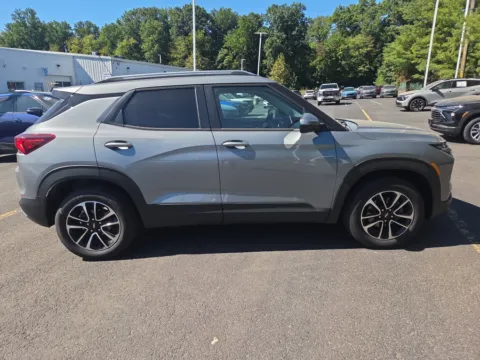 Photos of 2025 Chevrolet Trailblazer LT for sale in Hamburg, PA at Outten Chevrolet of Hamburg